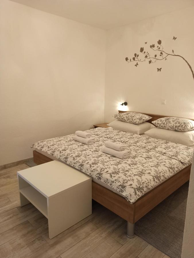 Studio Apartments Una Korenica Exterior photo