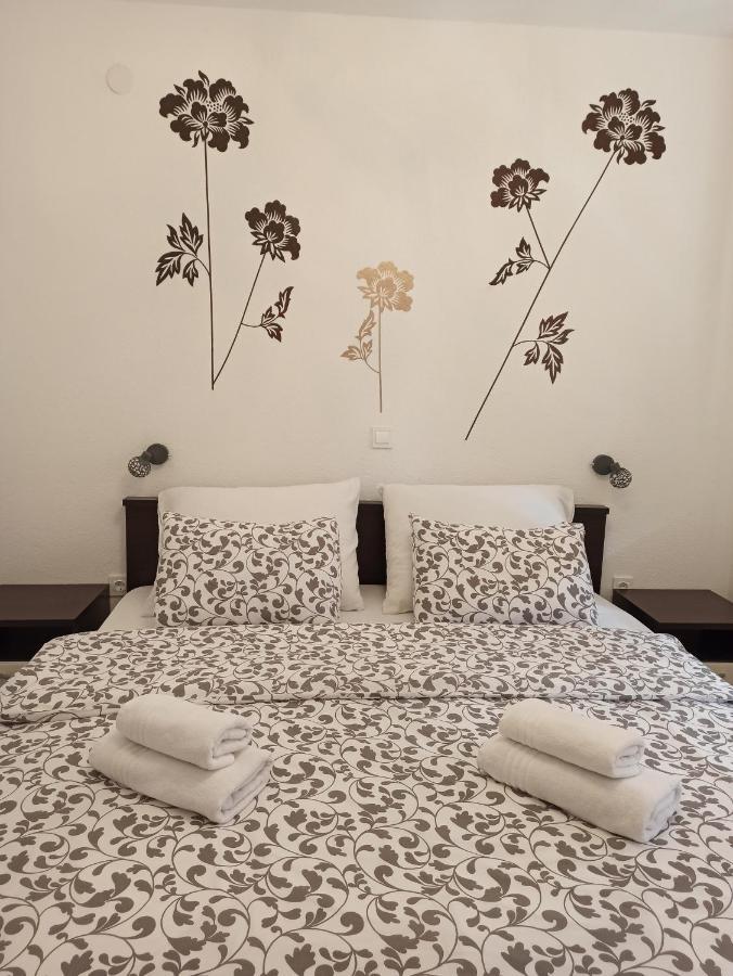 Studio Apartments Una Korenica Exterior photo